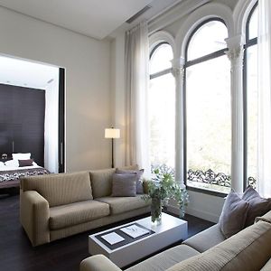 Superior Family Room